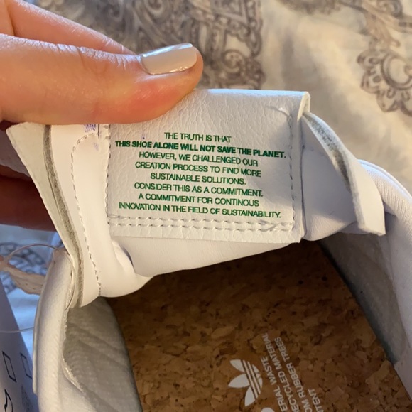Vegan / Sustainably Sourced Adidas Superstars ♻️ - Picture 4 of 6